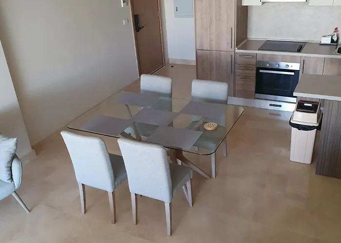 Mangroovy 2br With Roof Appartement